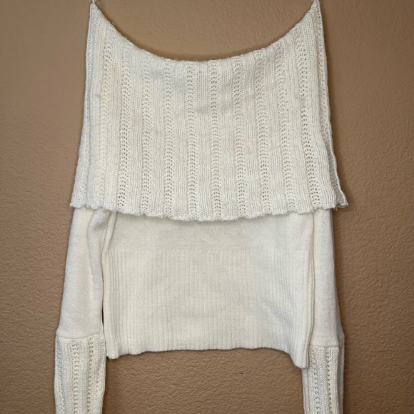 Women’s Small Charlotte Russe Sweater - Picture 1 of 1